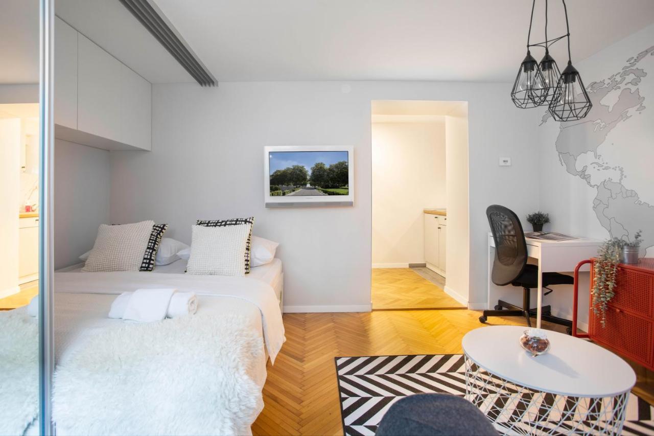 Modern Studio Near British Square Apartment Zagreb Exterior photo